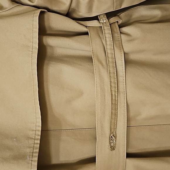 EUC Vintage Ladies' London Fog Trench Coat with Zip-out Lining Size 8 - Picture 6 of 16